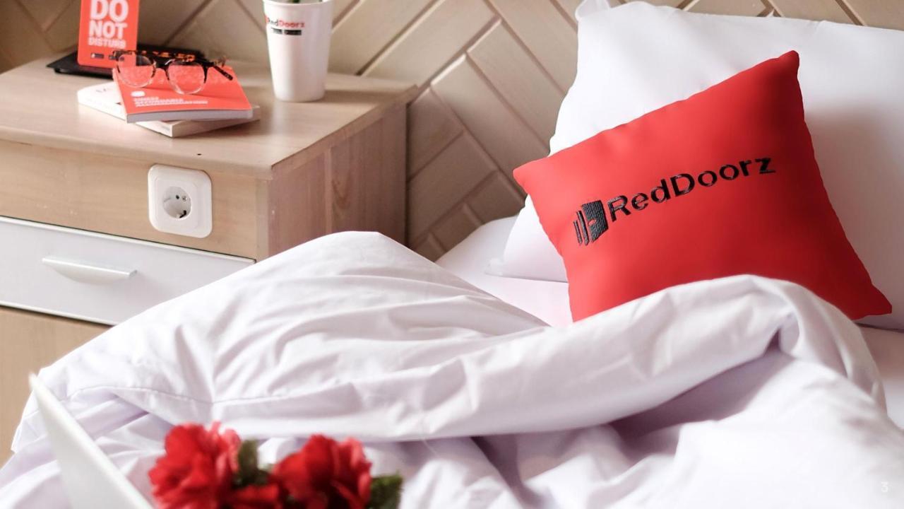 RedDoorz Marieline 2 Hotel Ho Chi Minh-byen Eksteriør bilde